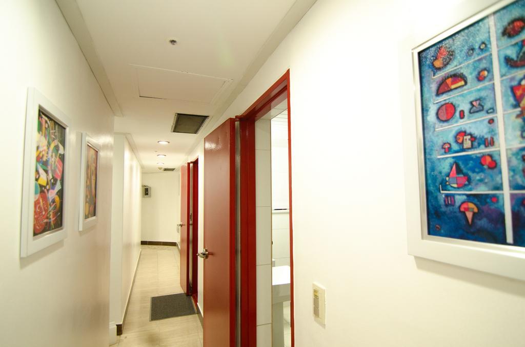 Kimchee Sinchon Guesthouse Seoul Exterior photo